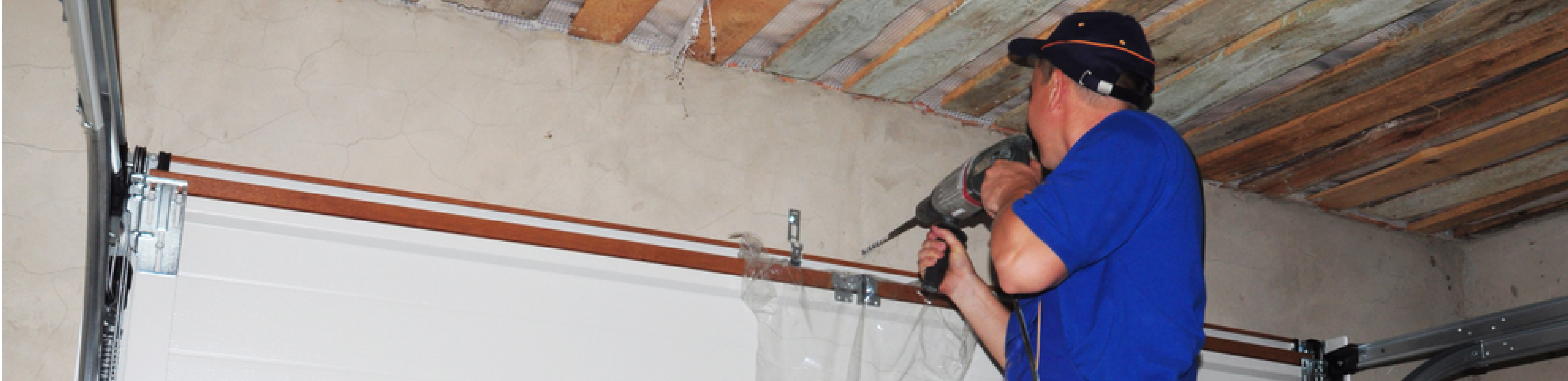Garage Door Repair and Replacement Services